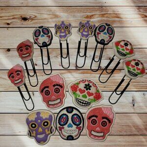 Lot of 13 - Day of the Dead-Paper Clips / Bookmark Clips and Magnets-SUAGR SKULL